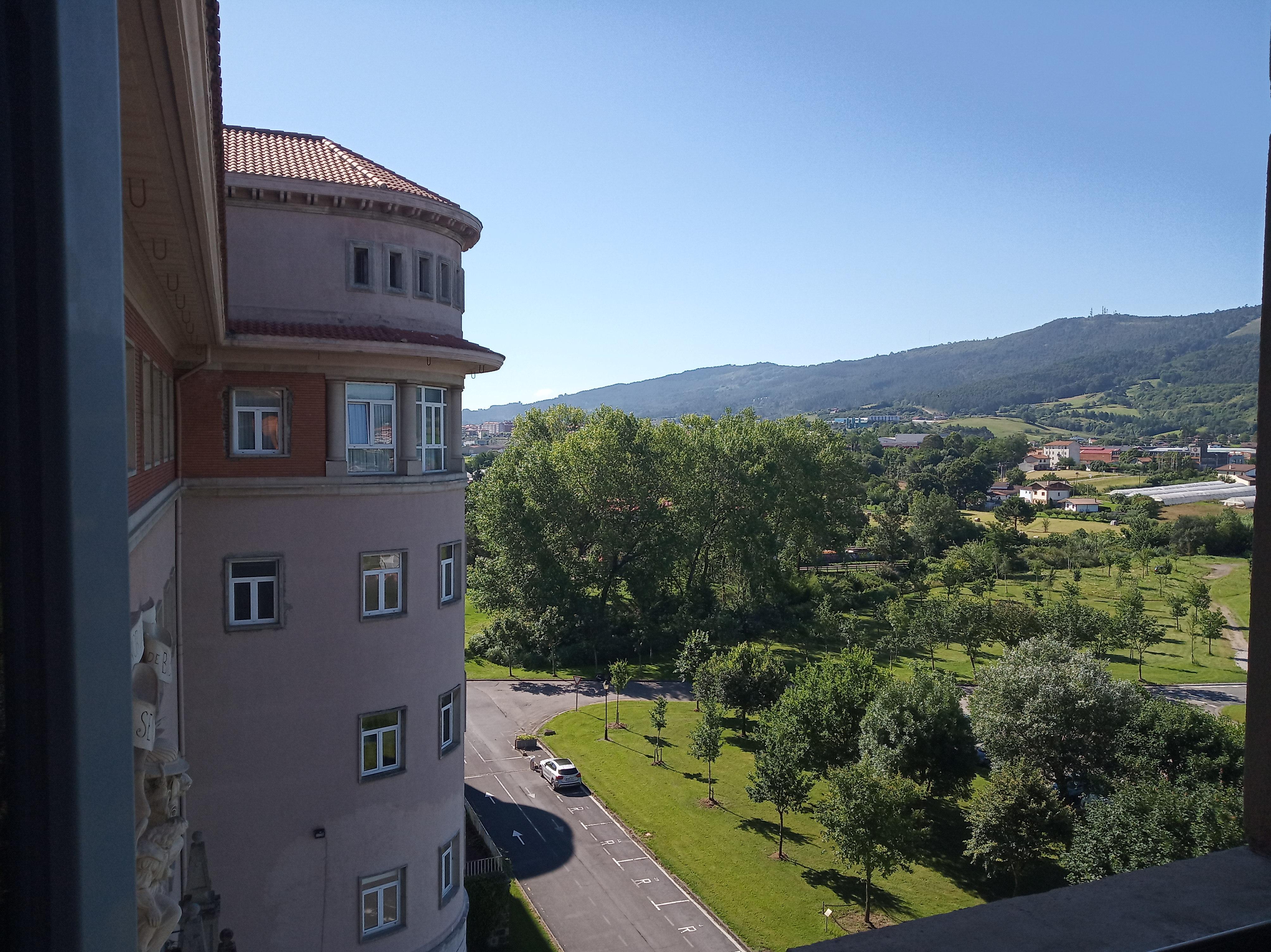 Hotel Seminario Aeropuerto Bilbao Derio Exteriör bild
