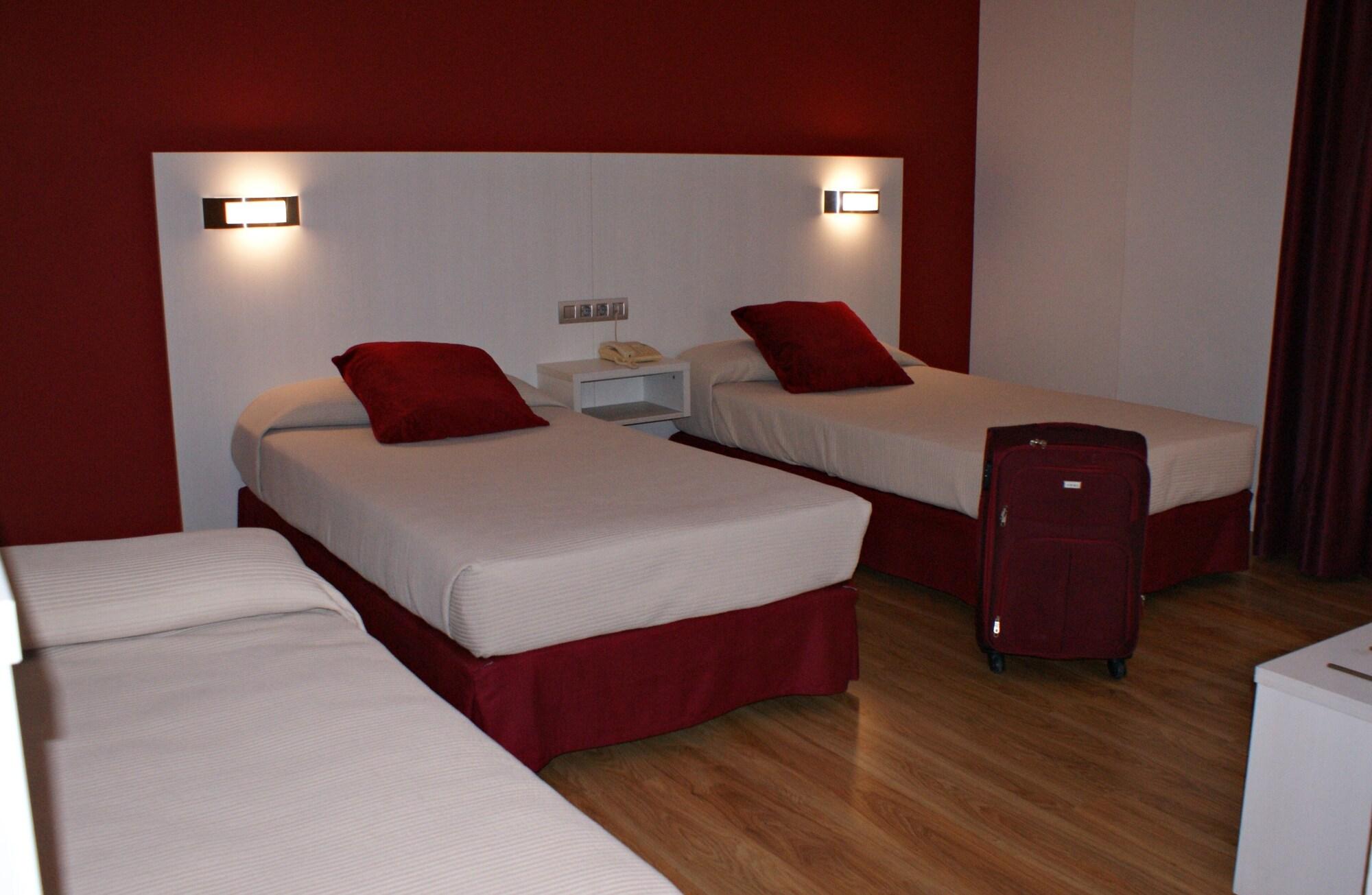 Hotel Seminario Aeropuerto Bilbao Derio Exteriör bild